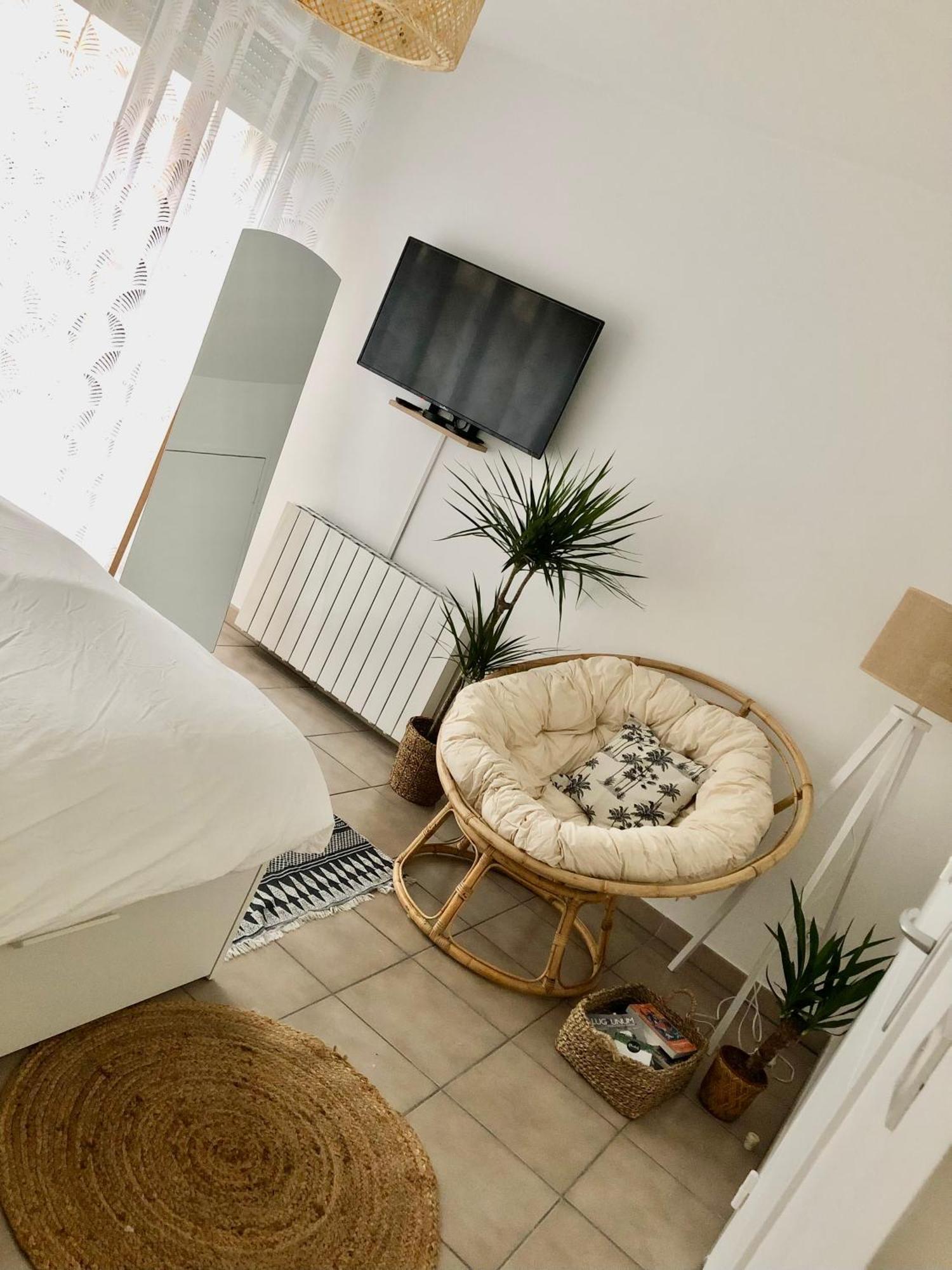 Studio Cosy, Lyon, Avec Garage Prive Exterior photo